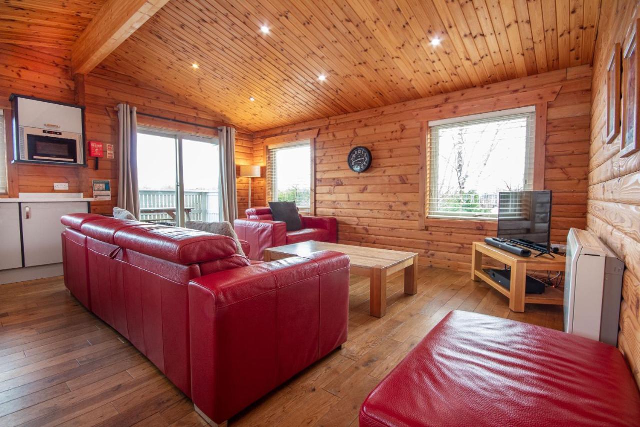 Aviemore Lodges Ngoại thất bức ảnh